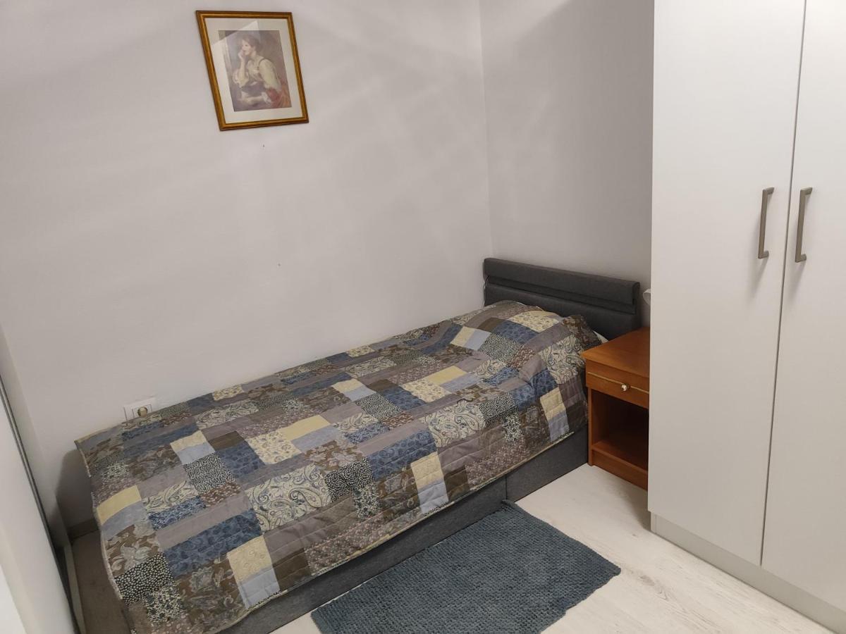 Rd22 Apartment Ровинь Экстерьер фото